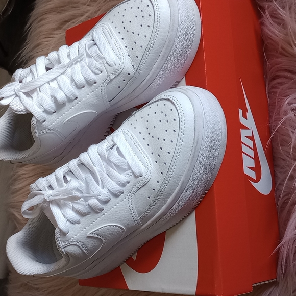 COPY - Nike platform sneakers - Picture 2 of 4